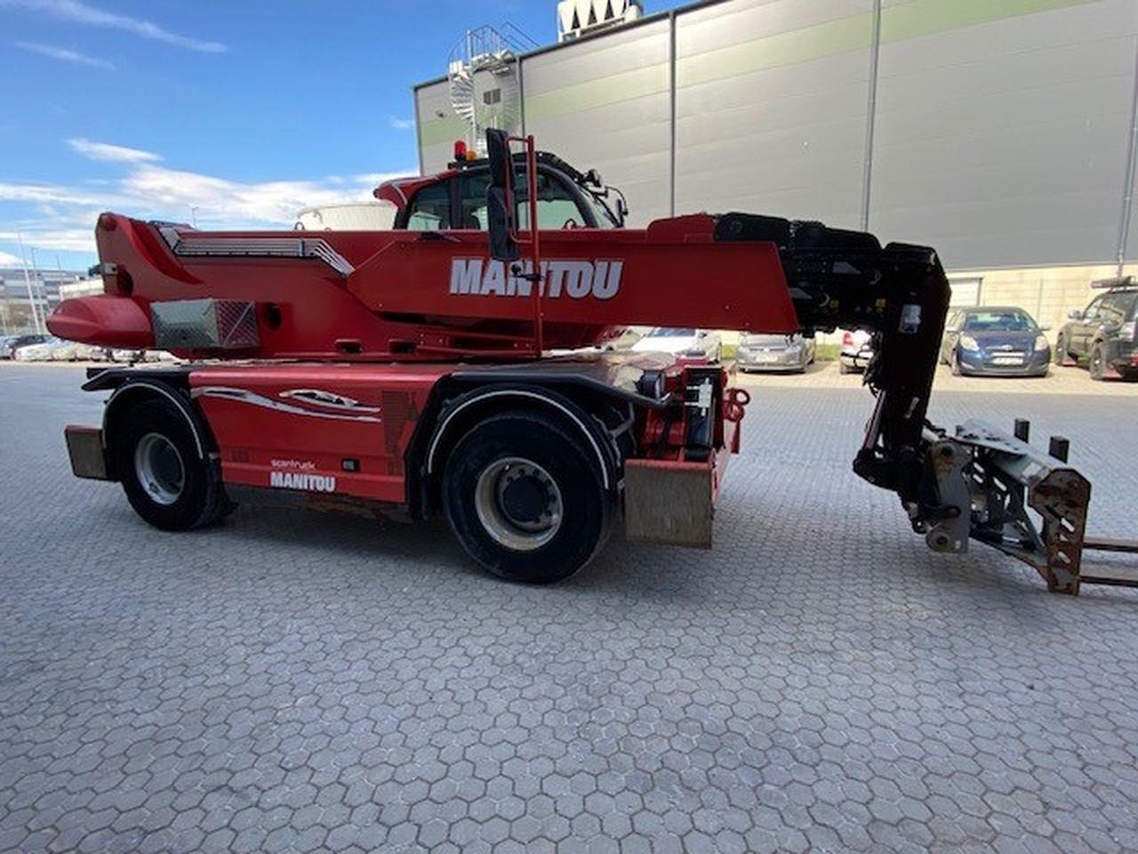 Teleskoplastar Manitou MRT2470 P+