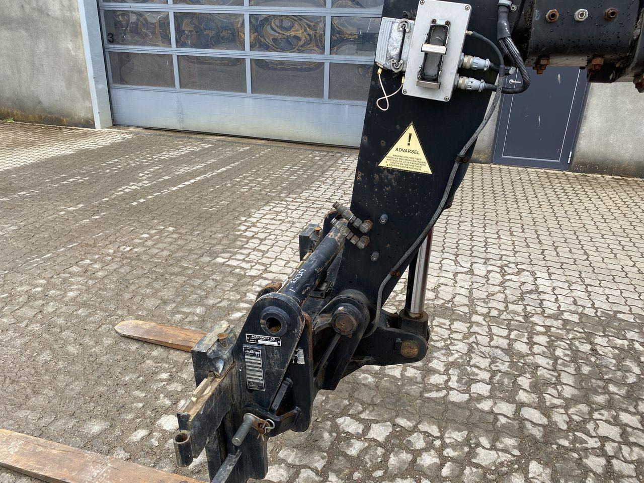 Teleskoplastar Manitou MRT2550P+ ST4