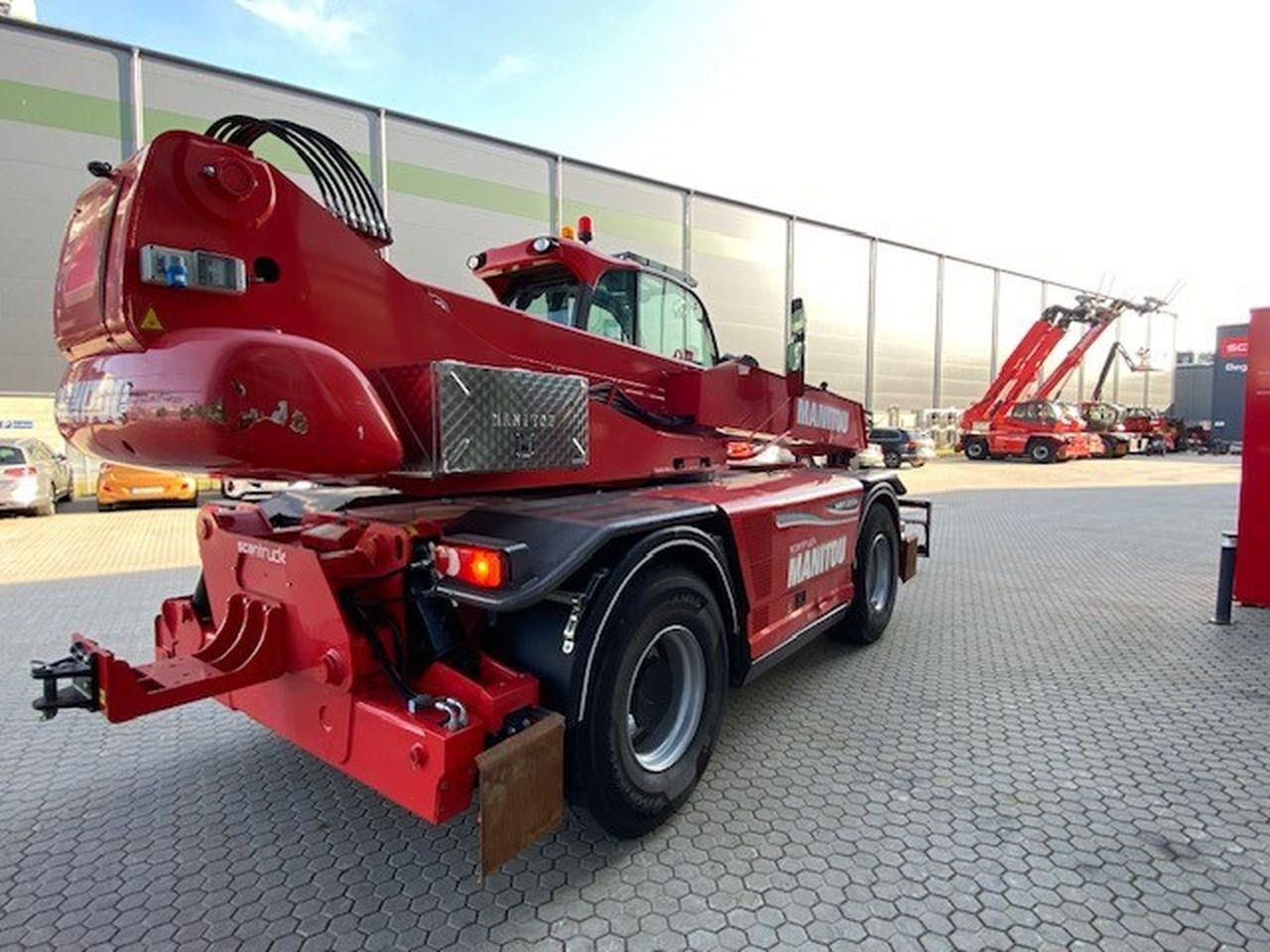 Teleskoplastar Manitou MRT2550P+ ST4