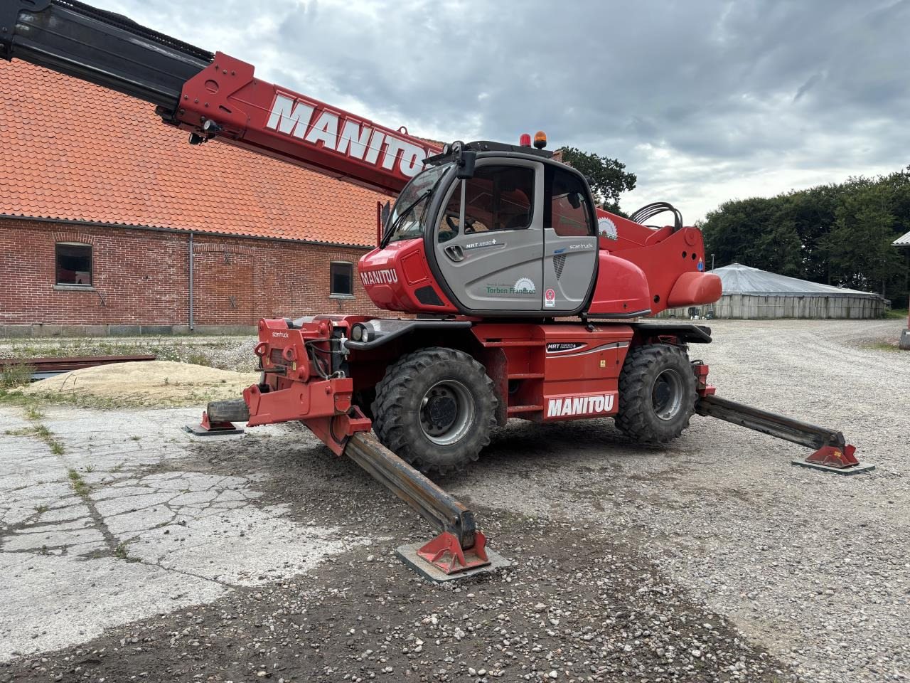 Teleskoplastar Manitou MRT2550P+ ST4