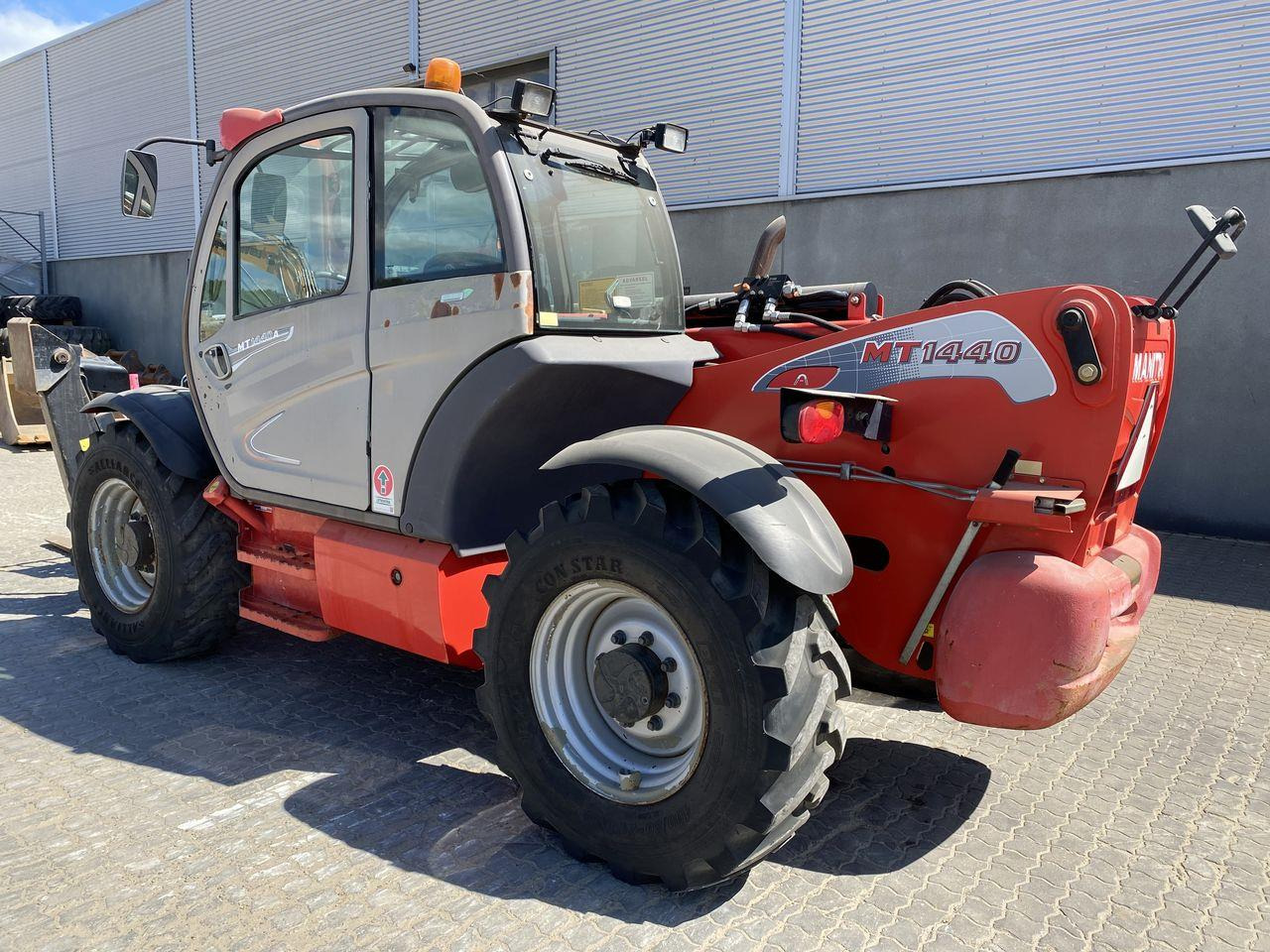 Teleskoplastar Manitou MT1440A ST3B