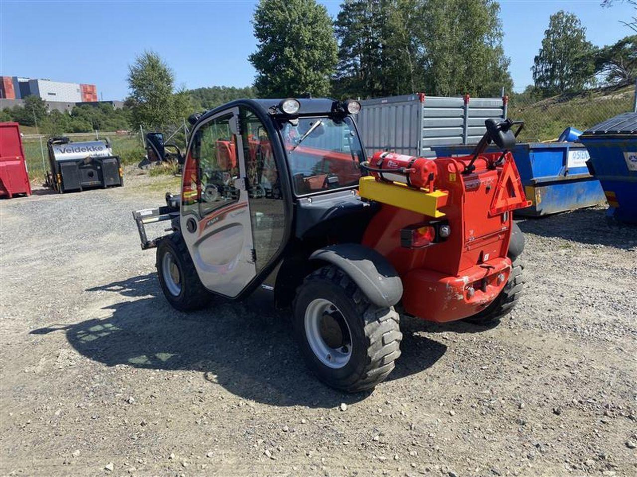 Teleskoplastar Manitou MT625H COMFORT ST5