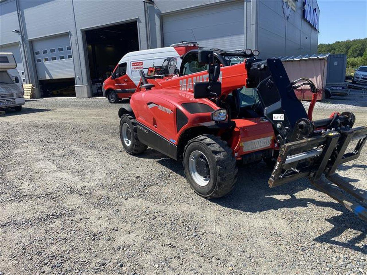 Teleskoplastar Manitou MT625H COMFORT ST5