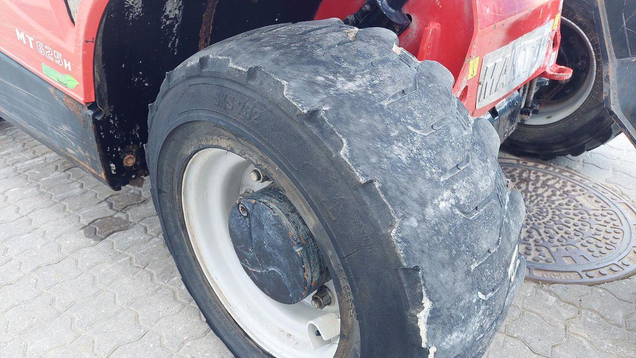 Teleskoplastar Manitou MT625H Comfort
