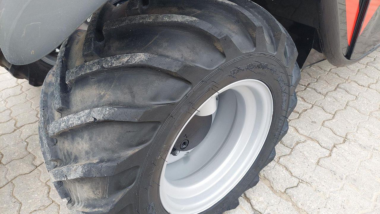 Teleskoplastar Manitou ULM415H Comfort ST5
