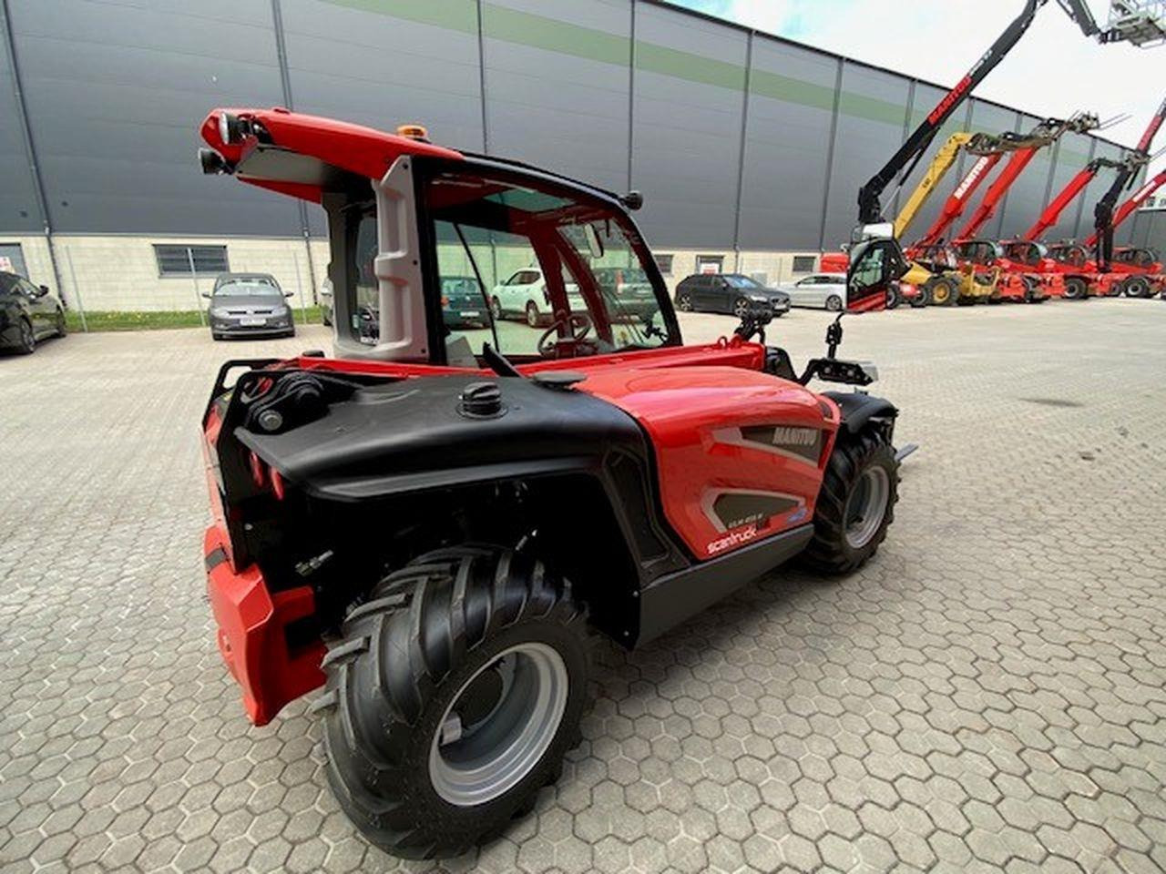 Teleskoplastar Manitou ULM415H Comfort ST5