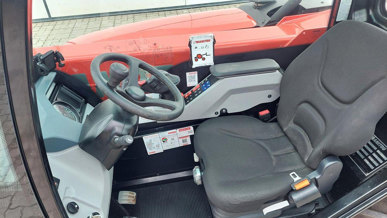 Teleskoplastar Manitou ULM415H Comfort ST5