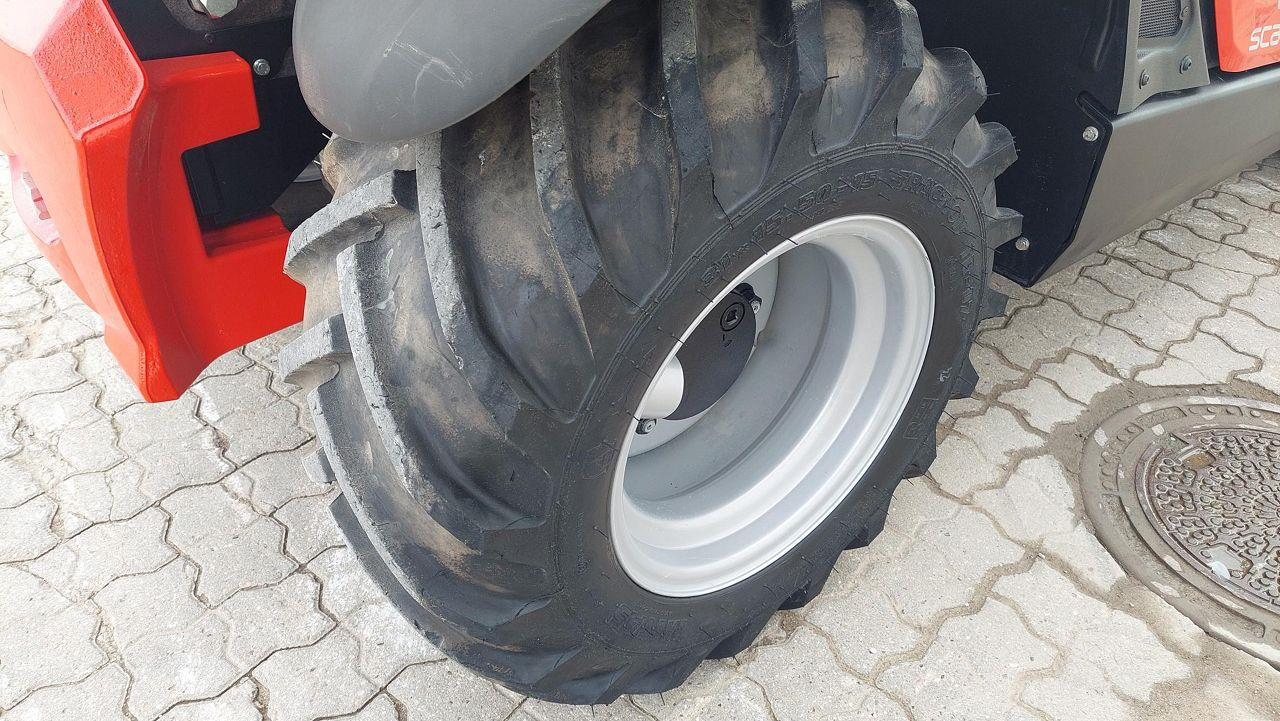 Teleskoplastar Manitou ULM415H Comfort ST5