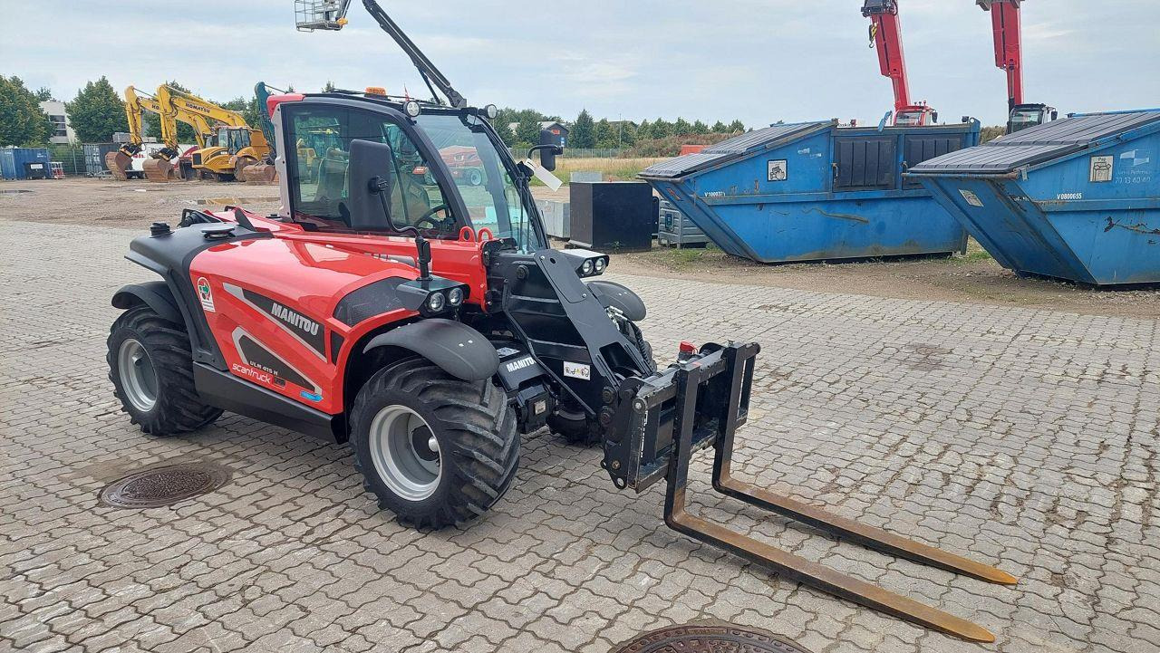 Teleskoplastar Manitou ULM415H Comfort ST5
