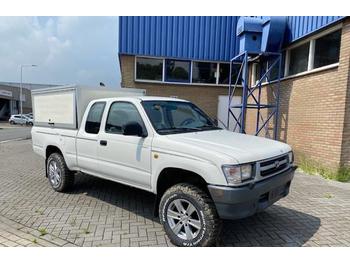 Personbil Toyota Hilux X-CAB 4WD Benzine