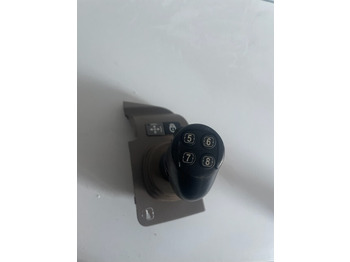 Hytt och interiör John Deere 6r joystick RE573554