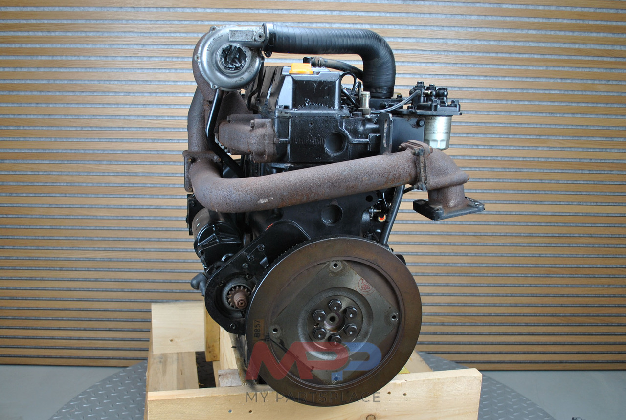 Motor för Skördetröska YANMAR 4TNE100 /  4TNE100-T: bild 14