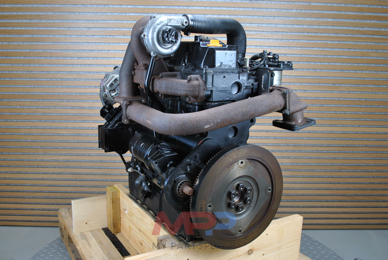 Motor för Skördetröska YANMAR 4TNE100 /  4TNE100-T: bild 13