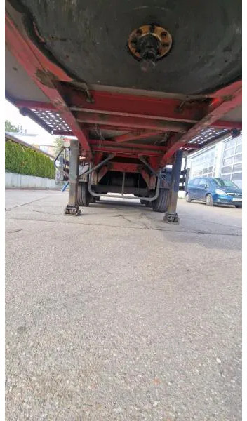 Containerbil/ Växelflak semitrailer Schwarzmüller kurzes 3- Achs Chassis ADR für Chemie Spezialbehäl kurzes 3- Achs Chassis ADR für Chemie Spezialbehälter