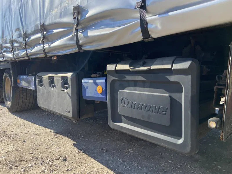Kapelltrailer Krone Tautliner Mega Hubdach 3m verbreiterb. neue Plane! Tautliner Mega Hubdach 3m verbreiterb. neue Plane!