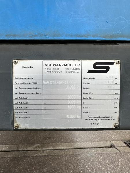 Kapelltrailer Schwarzmüller 3-Achs Tautliner Schiebeplane Edscha Liftachse