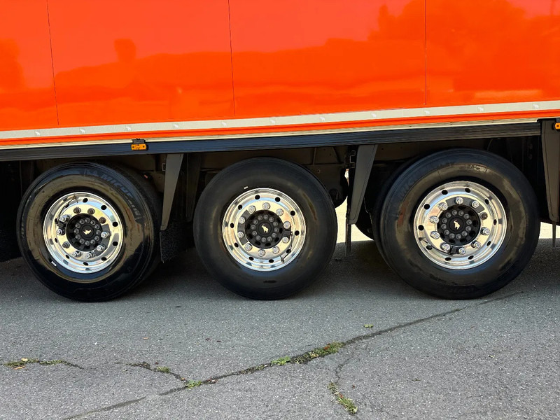 Kyl/ Frys semitrailer Schmitz Cargobull 3 x T-Kühl SLX*Spectrum*Bi-Temp*Doppelst.*LENK*LBW*blumenbreit*PHARMA