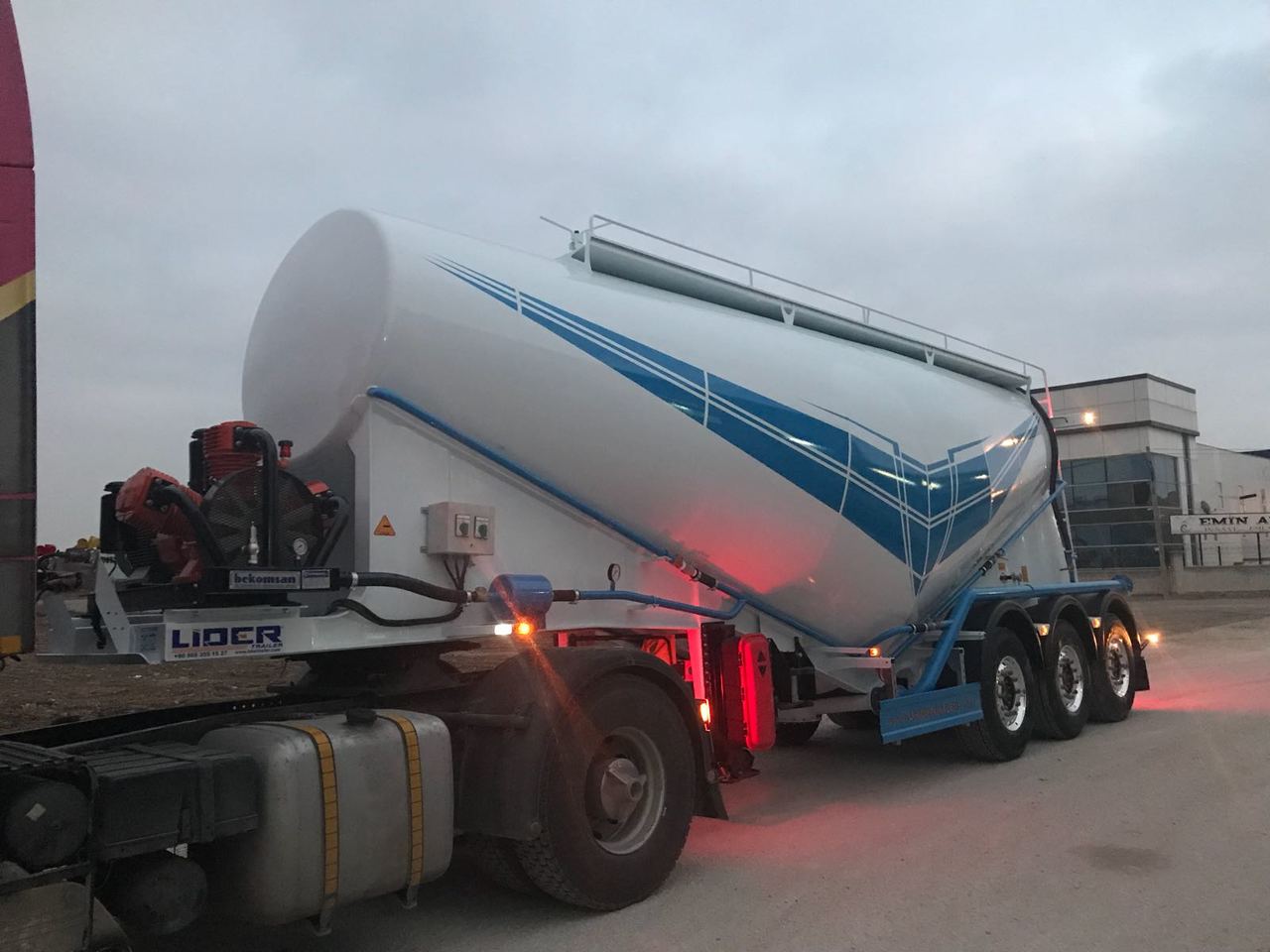 Ny Tanktrailer för transportering cement LIDER 2023 MODEL NEW CEMENT TANKER: bild 10