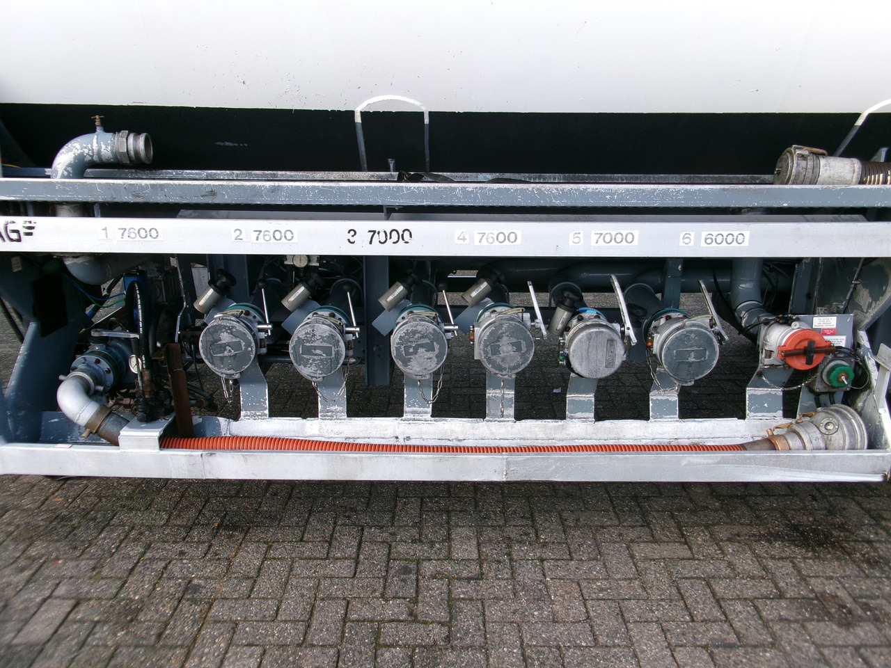 Tanktrailer för transportering bränsle L.A.G. Fuel tank alu 45.2 m3 / 6 comp + pump: bild 11