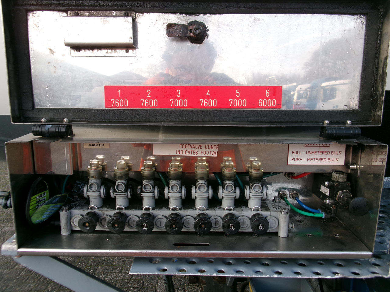 Tanktrailer för transportering bränsle L.A.G. Fuel tank alu 45.2 m3 / 6 comp + pump: bild 12