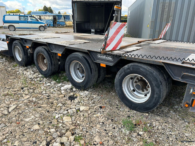 Låg lastare semitrailer Goldhofer STZ-VL4