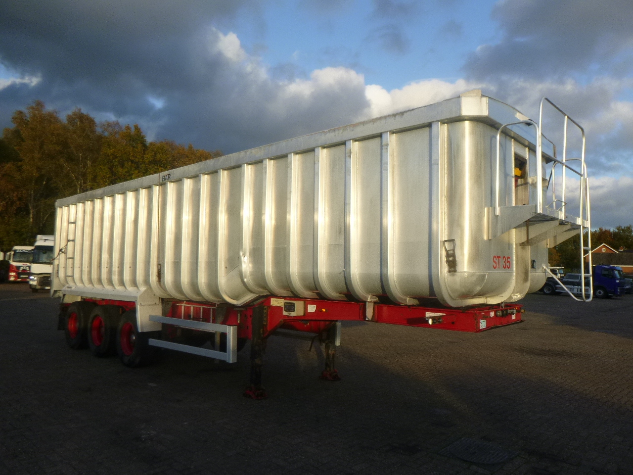Tippbil semitrailer Montracon Tipper trailer alu 53.6 m3 + tarpaulin: bild 2