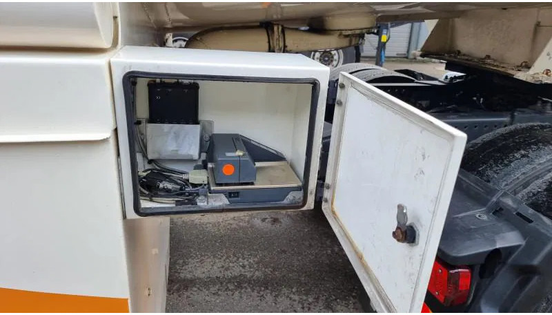 Tanktrailer Schwelmer Eisenwerk TSA Diesel Heizöl 6 Kammern 35.5 m³ Zählwerk TKZ A TSA Diesel Heizöl 6 Kammern 35.5 m³ Zählwerk TKZ ABS