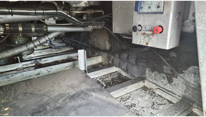Tanktrailer Schwelmer Eisenwerk TSA Diesel Heizöl 6 Kammern 35.5 m³ Zählwerk TKZ A TSA Diesel Heizöl 6 Kammern 35.5 m³ Zählwerk TKZ ABS