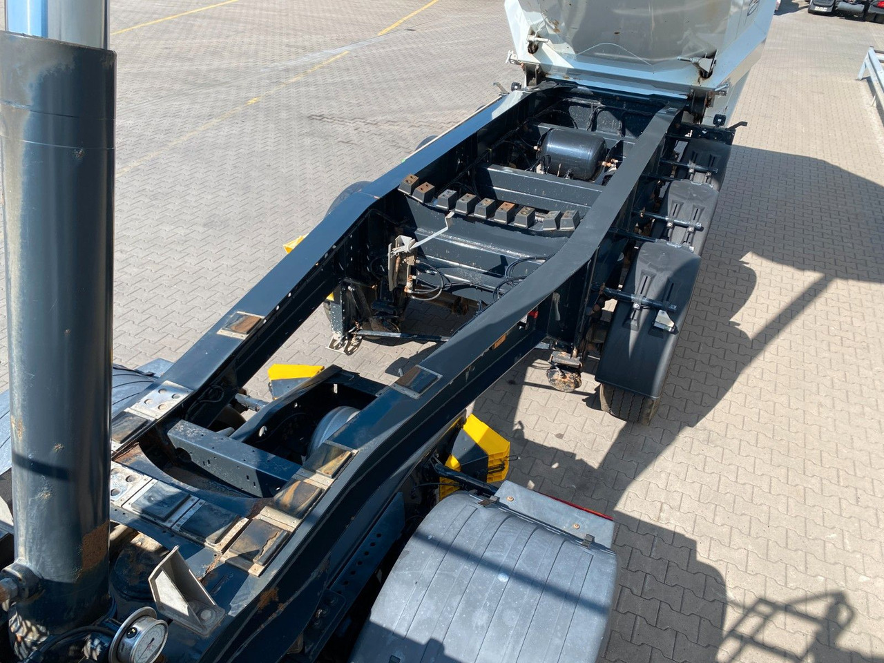 Tippbil semitrailer Kempf SKM 35/3 | Stahl 27m³*1+3.Achse liftbar*BPW*EBS