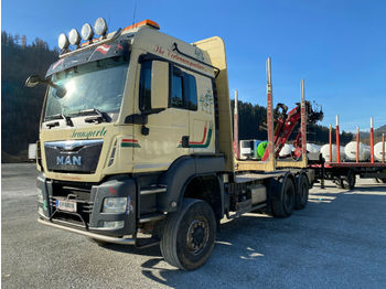 Skogsvagn, Lastbil MAN 33.480 Holztrans 6x6 mit Kran: bild 1