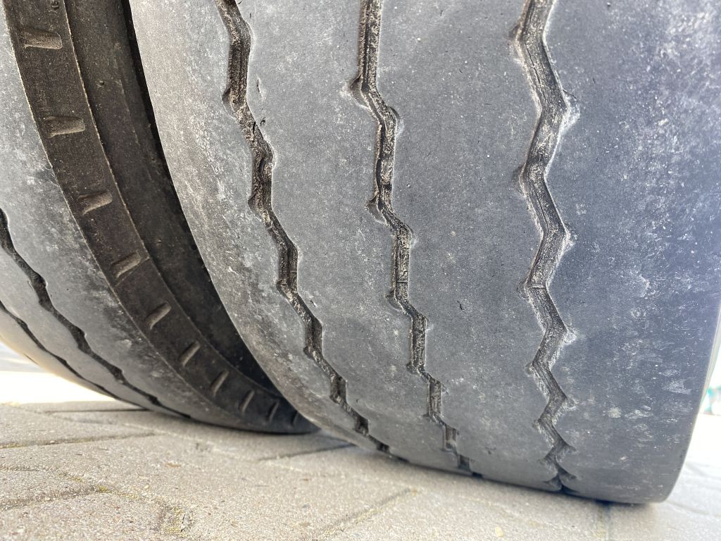 Lastväxlarsläp/ Liftdumpersläp HKM Abrollanhänger | BPW-Achsen*HU bis 01/2026*Luft