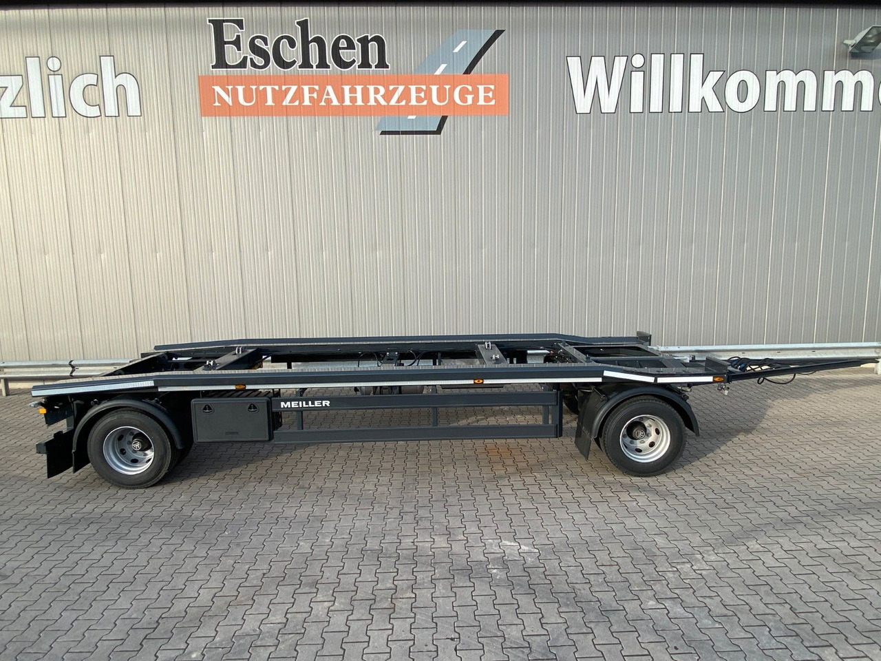 Lastväxlarsläp/ Liftdumpersläp Meiller MG 18 ZO 5,4 | NEU*Werkzeugkasten
