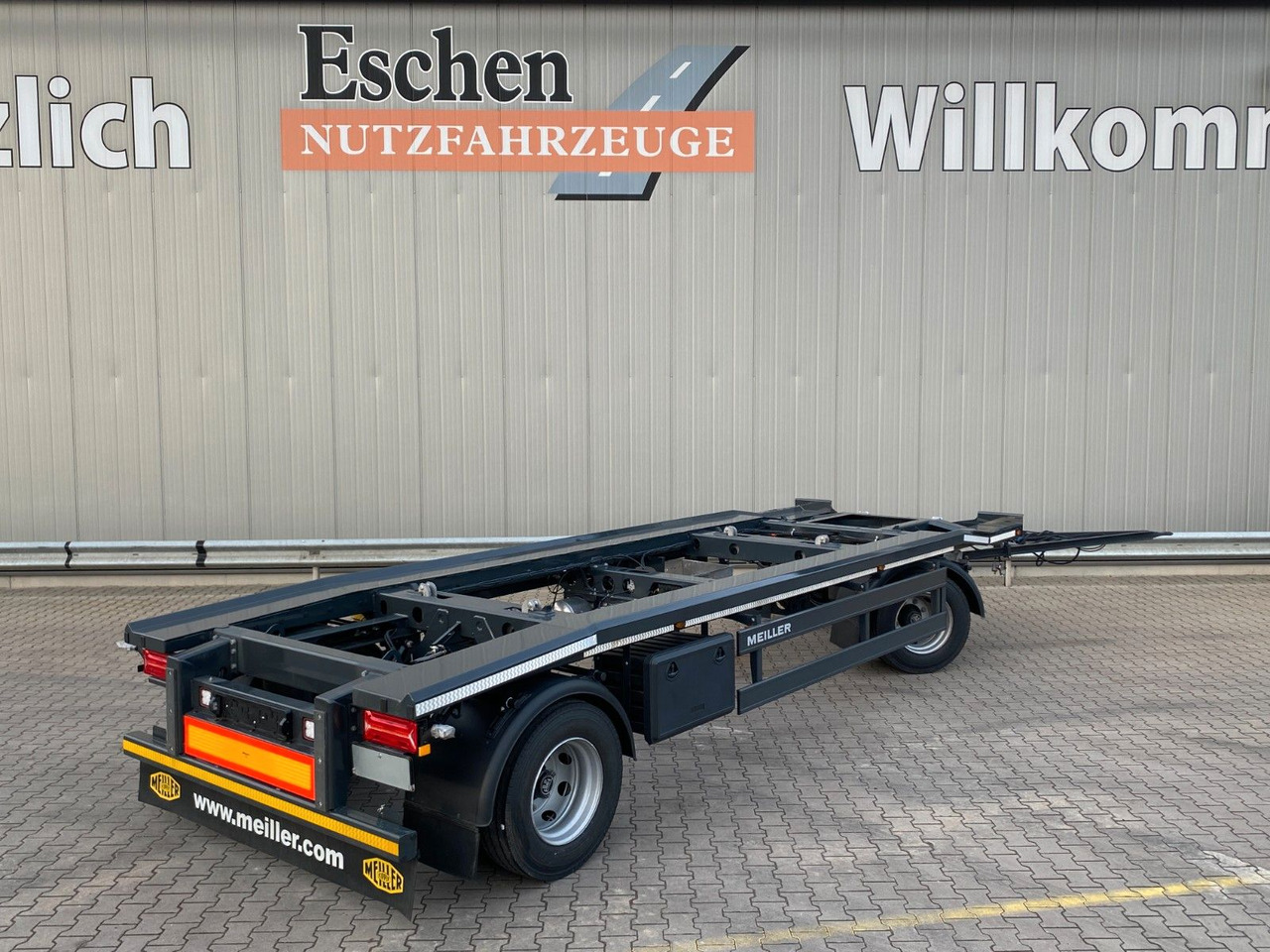 Lastväxlarsläp/ Liftdumpersläp Meiller MG 18 ZO 5,4 | NEU*Werkzeugkasten