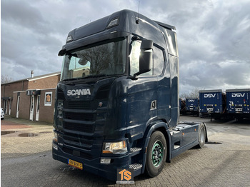 Dragbil SCANIA S 450