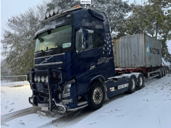 Dragbil VOLVO FH16