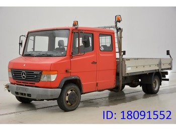 Transportbil med flak, Dubbelhytt transportbil Mercedes-Benz Vario 815D: bild 1