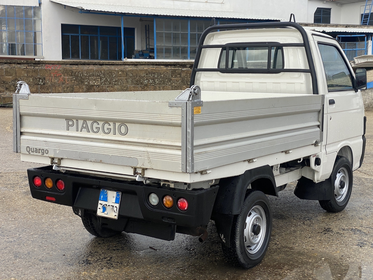 Transportbil med flak PIAGGIO QUARGO: bild 4