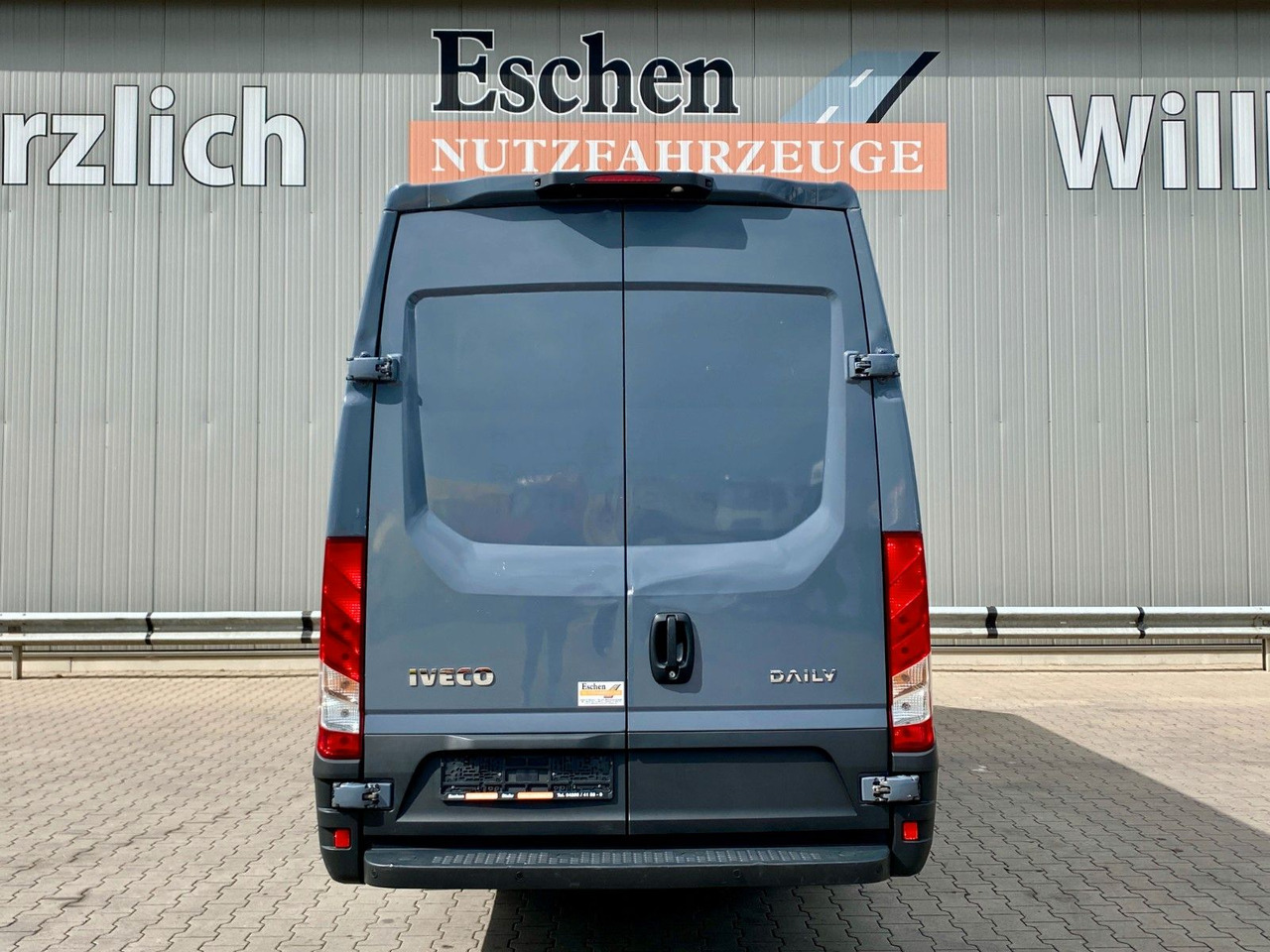 Persontransport Iveco 35 S 16 Daily | Schiebetür*Kamera*Navi*AC*1.Hand