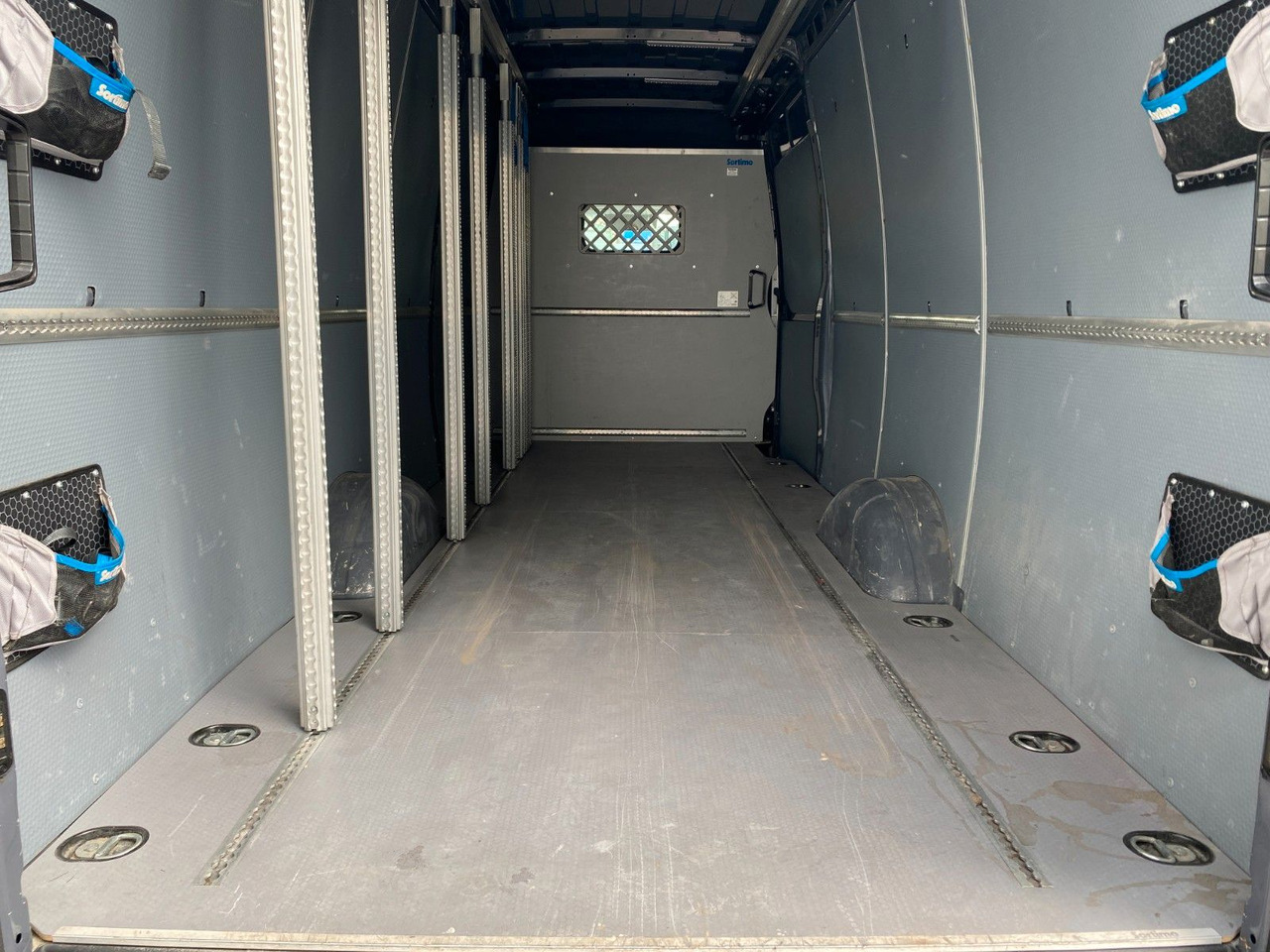 Persontransport Iveco 35 S 16 Daily | Schiebetür*Kamera*Navi*AC*1.Hand