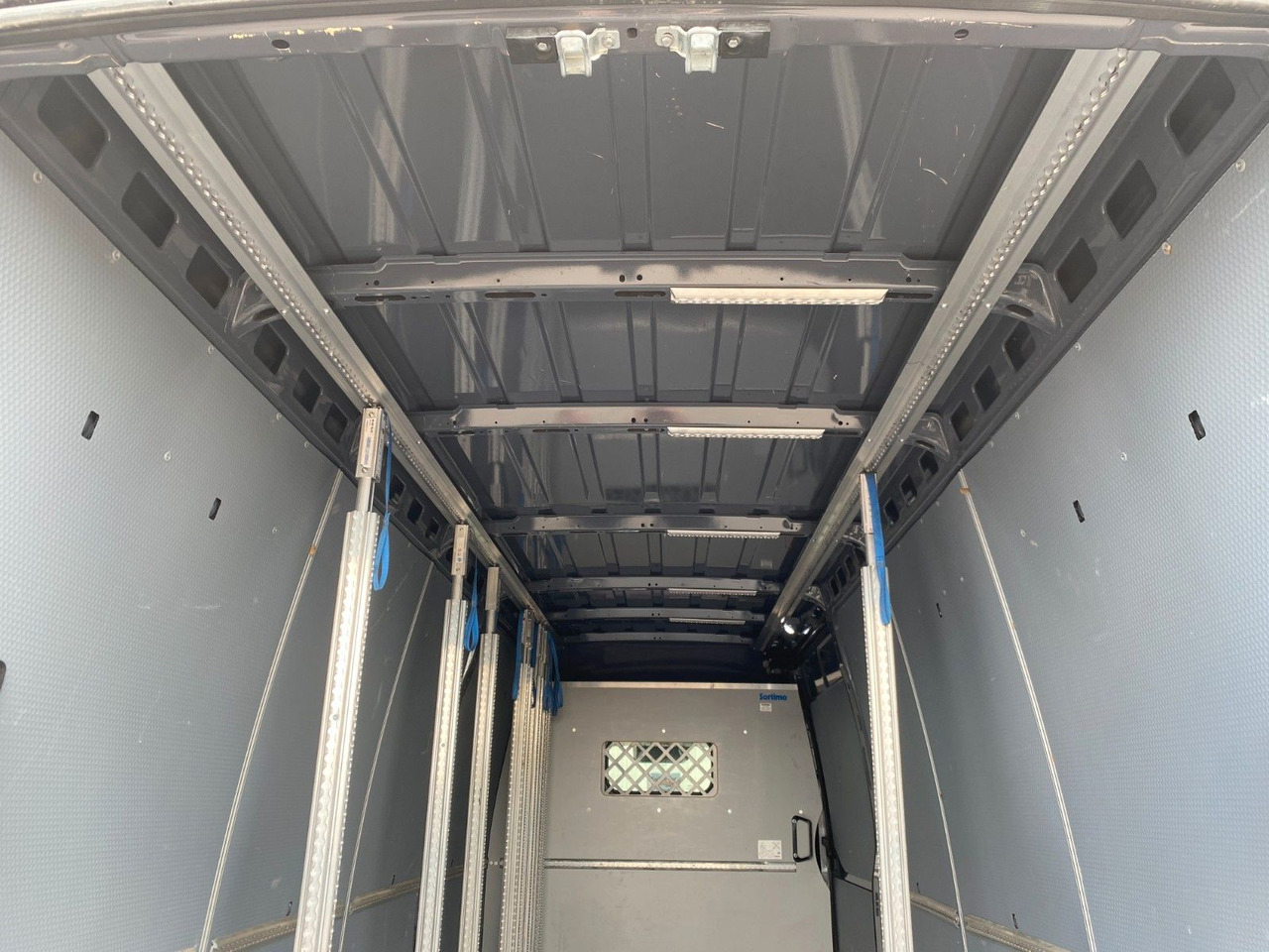 Skåpbil Iveco 35 S 16 Daily | Schiebetür*Kamera*Navi*AC*1.Hand