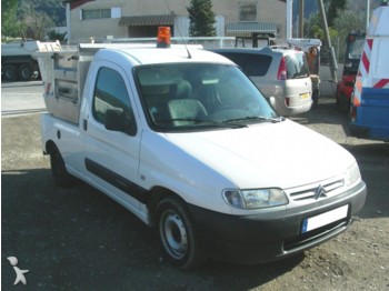 Citroën Berlingo - Transportbil med tippflak