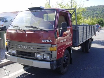 Toyota Dyna BU84 - Transportbil med tippflak