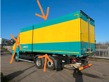 Containerbil/ Växelflak lastbil