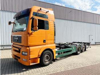 Containerbil/ Växelflak lastbil MAN TGA 26.440