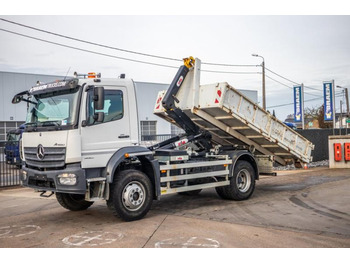 Containerbil/ Växelflak lastbil MERCEDES-BENZ Atego 1530