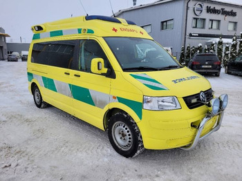 VOLKSWAGEN TRANSPORTER TAMLANS AMBULANCE 2,5TDI  - Ambulans