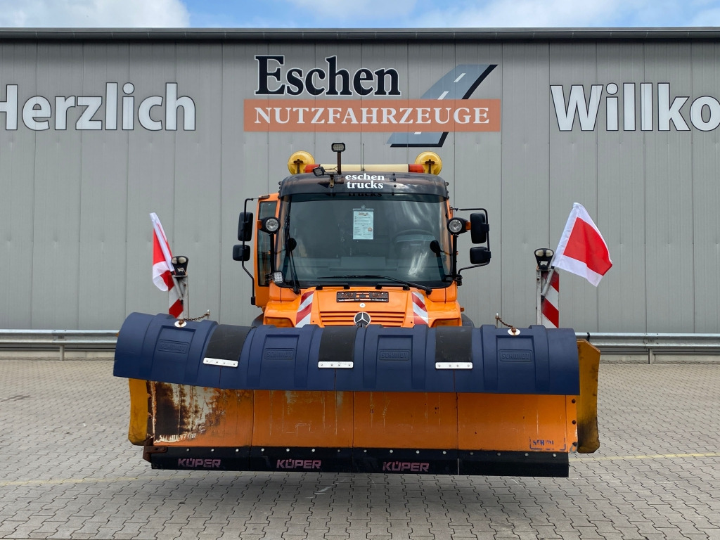 Plogbil Mercedes-Benz Unimog U 500 4x4