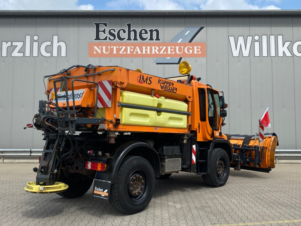 Plogbil Mercedes-Benz Unimog U 500 4x4
