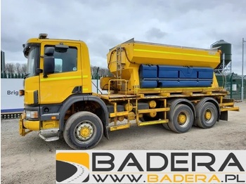 SCANIA 114C solarka 6x6 SCHMIDT STRATOS GRITTER - sugbil