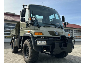 Unimog U300 405 01313 mit Rahmenwinde  - Utility/ Specialfordon, Flakbil: bild 1